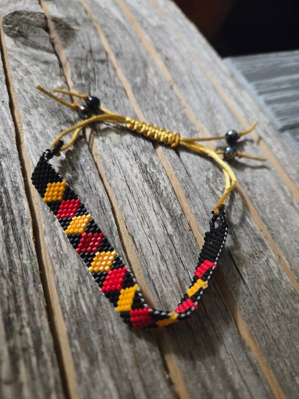 Black Diamond Design Peyote Stitch Bracelet