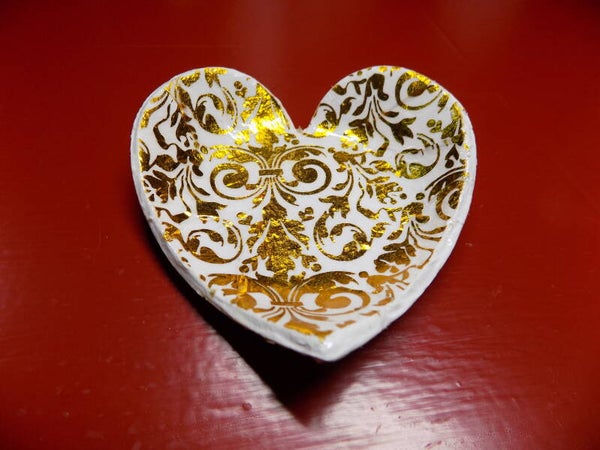 Heart ring holder
