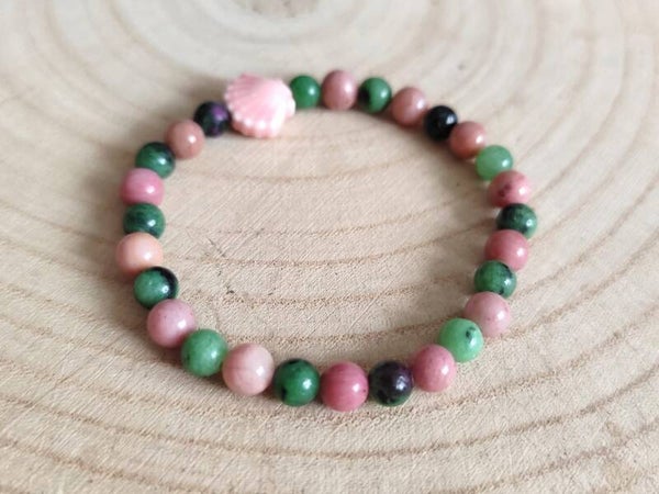 Bracelet rubis zoïsite et rhodochrosite – Charm coquille Saint-Jacques rose