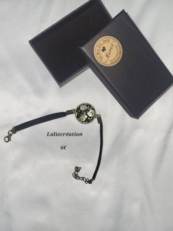 Bracelet