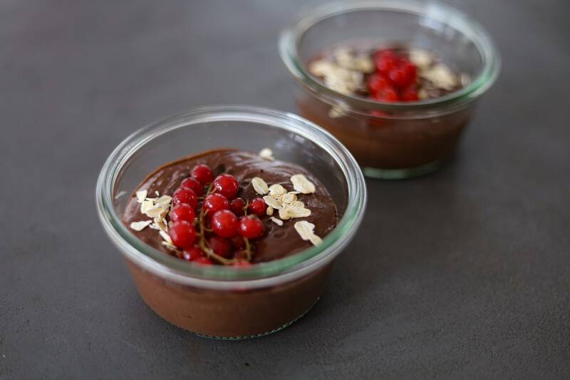 Chocolade Avocado Mousse, Dessert, Gezond dessert, Gezond, Balans, Balans Beleven, Recepten, Gezonde Recepten, Valentijn, Valentijnsrecept, Gezond valentijnsrecept, chocolade, fruit