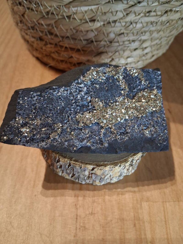 Cluster combinatie van Shungiet en Pyriet