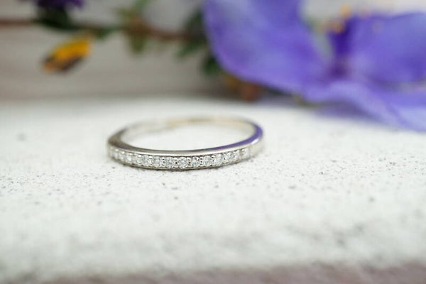 18 kt witgoud 0,15 kt diamanten