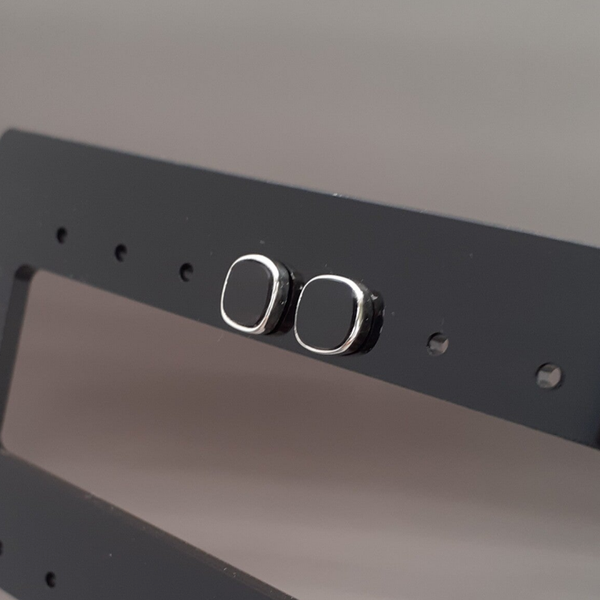 Vierkant collectie - Oorknop klein onyx - Zilver