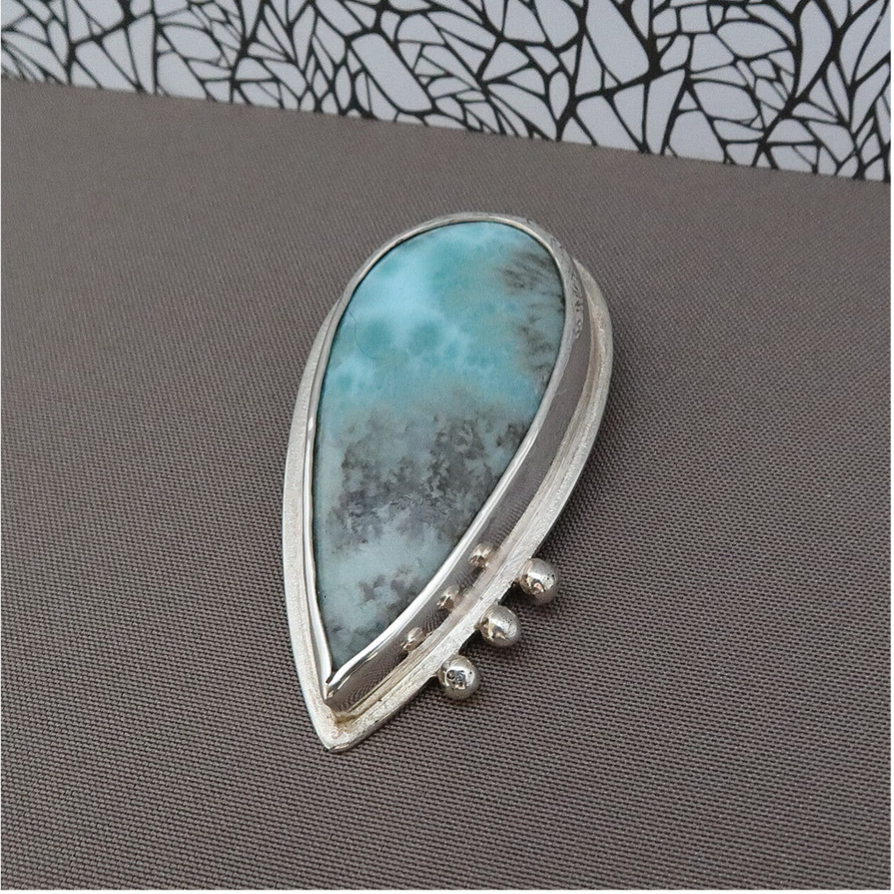 Hanger - Larimar