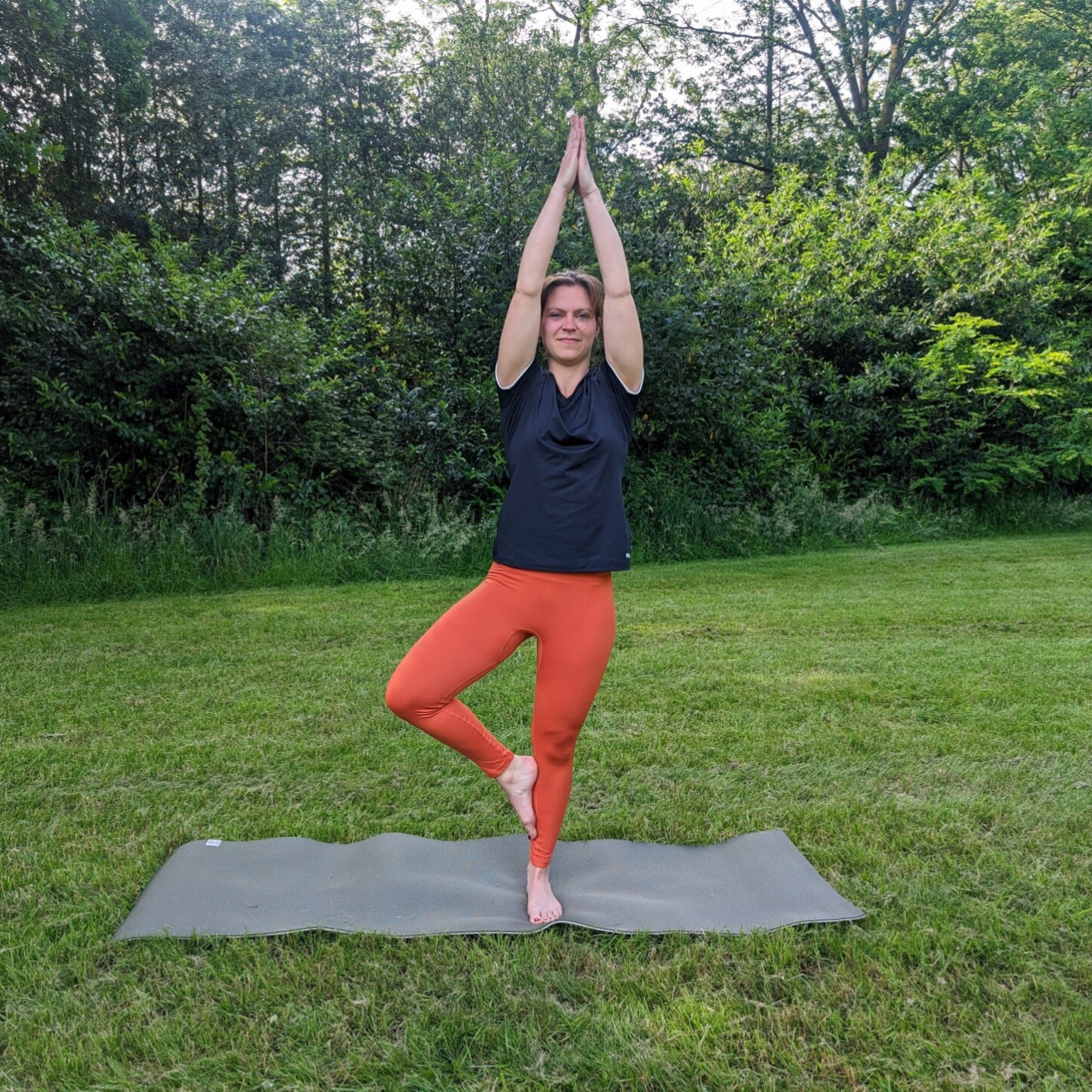 Yoga in het park van Groot Bijstervelt inOirschot