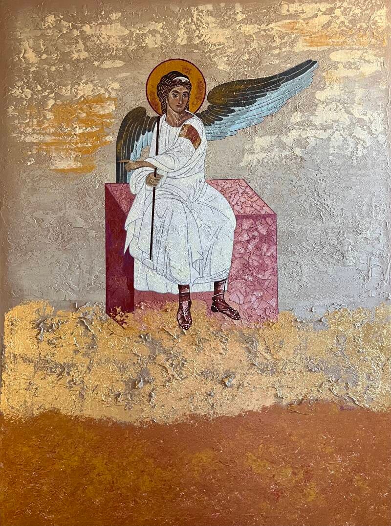 Weißer Engel am Grabstein Jesu sitzend White angel sitting beside Jesus' grave after resurrection