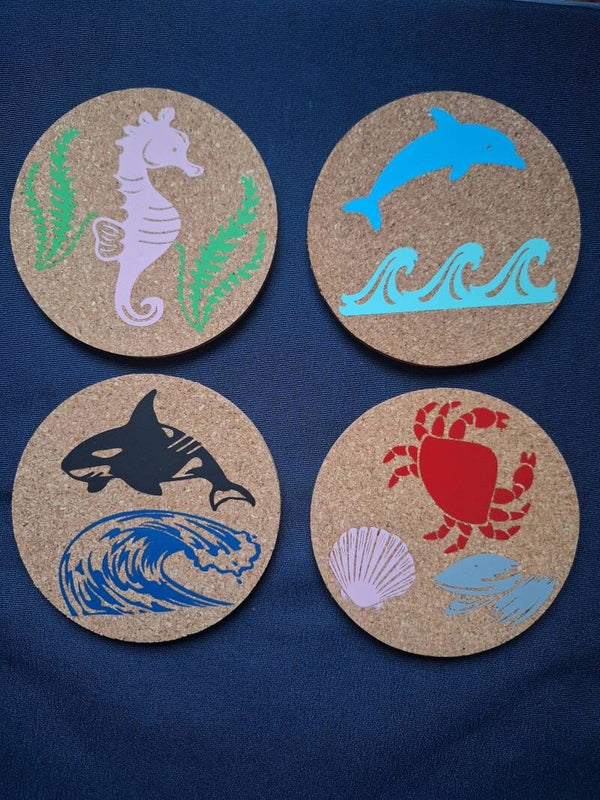 4er Set Martime Untersetzer mit Meerestiere als Motive, Delphin, Seepferdchen, Wal/Orca, Krebs