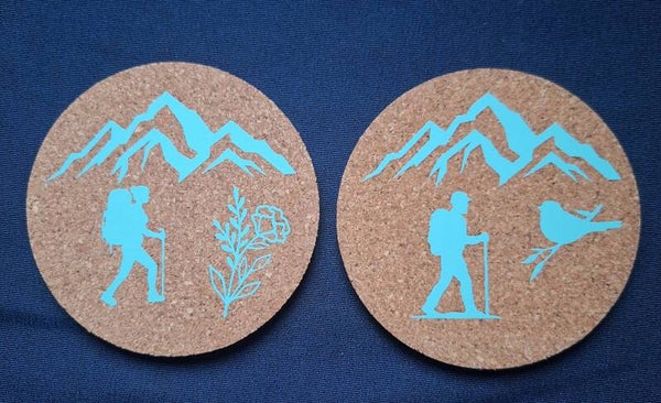 Korkuntersetzer für Tassen und Gläser mit Bergen, Wanderer, türkis, Wandern, Natur