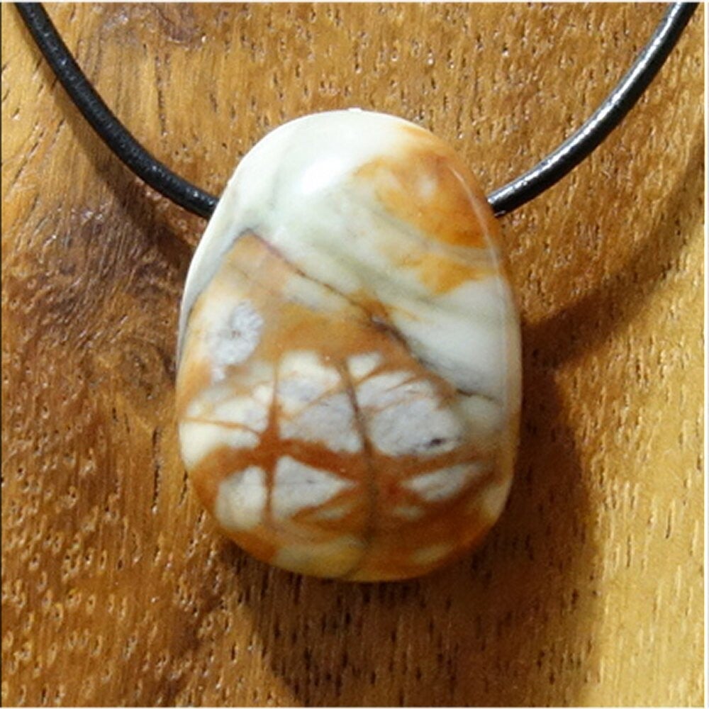 Picasso Marmor gebohrt mit 80 cm Band & Jutesäckchen