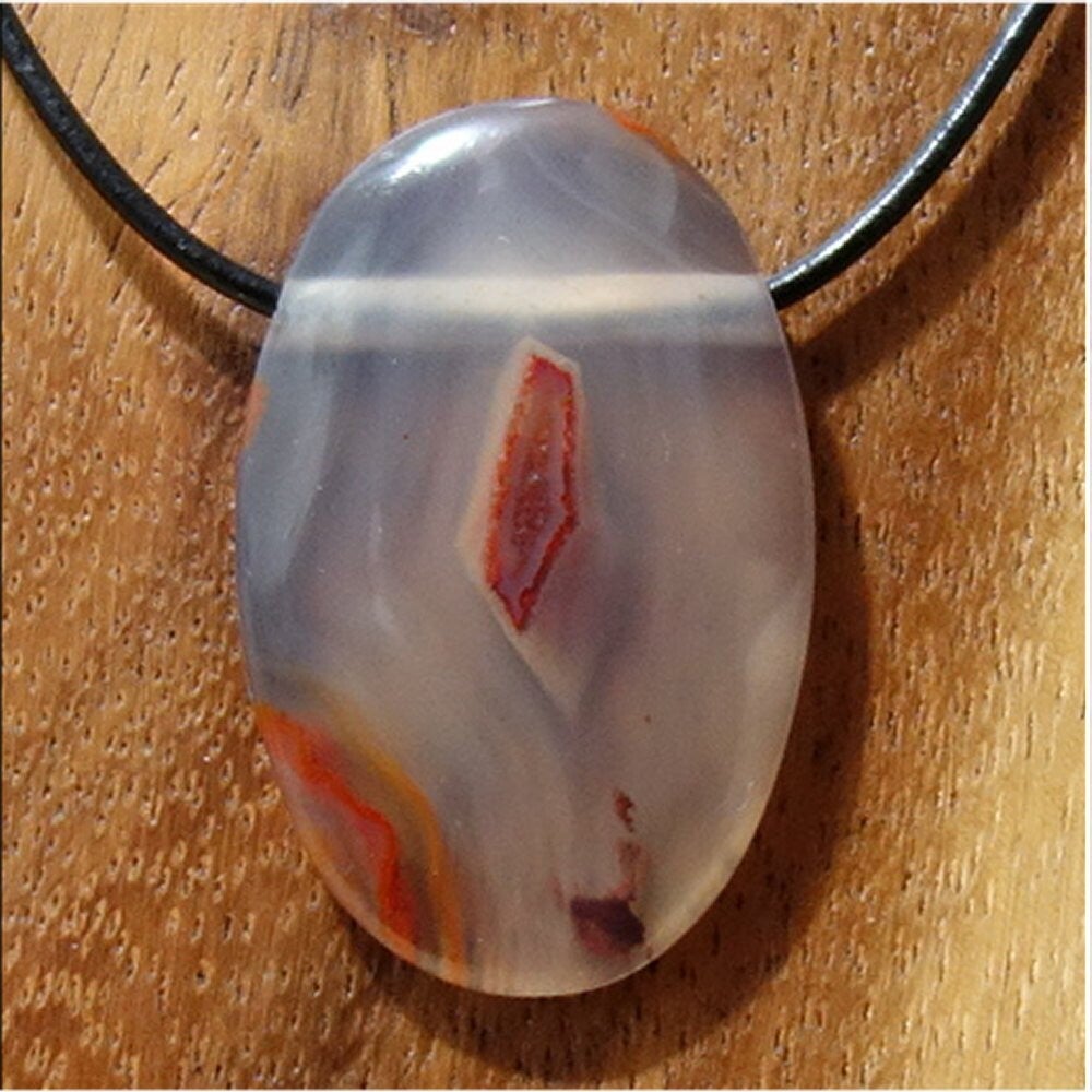 Condor Achat Cabochon gebohrt mit 80 cm Band & Jutesäckchen