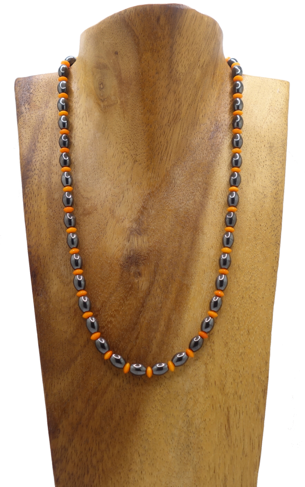 Halskette aus Hämatit & Koralle