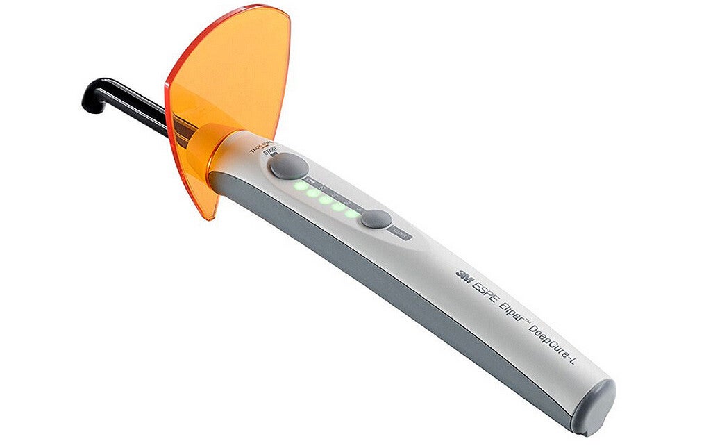 Elipar DeepCure-L, 3M