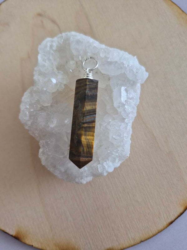 Pendentif pointe oeil de tigre