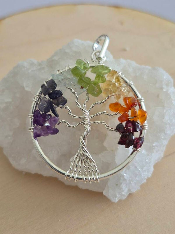 Pendentif Arbre de vie 7 chakras