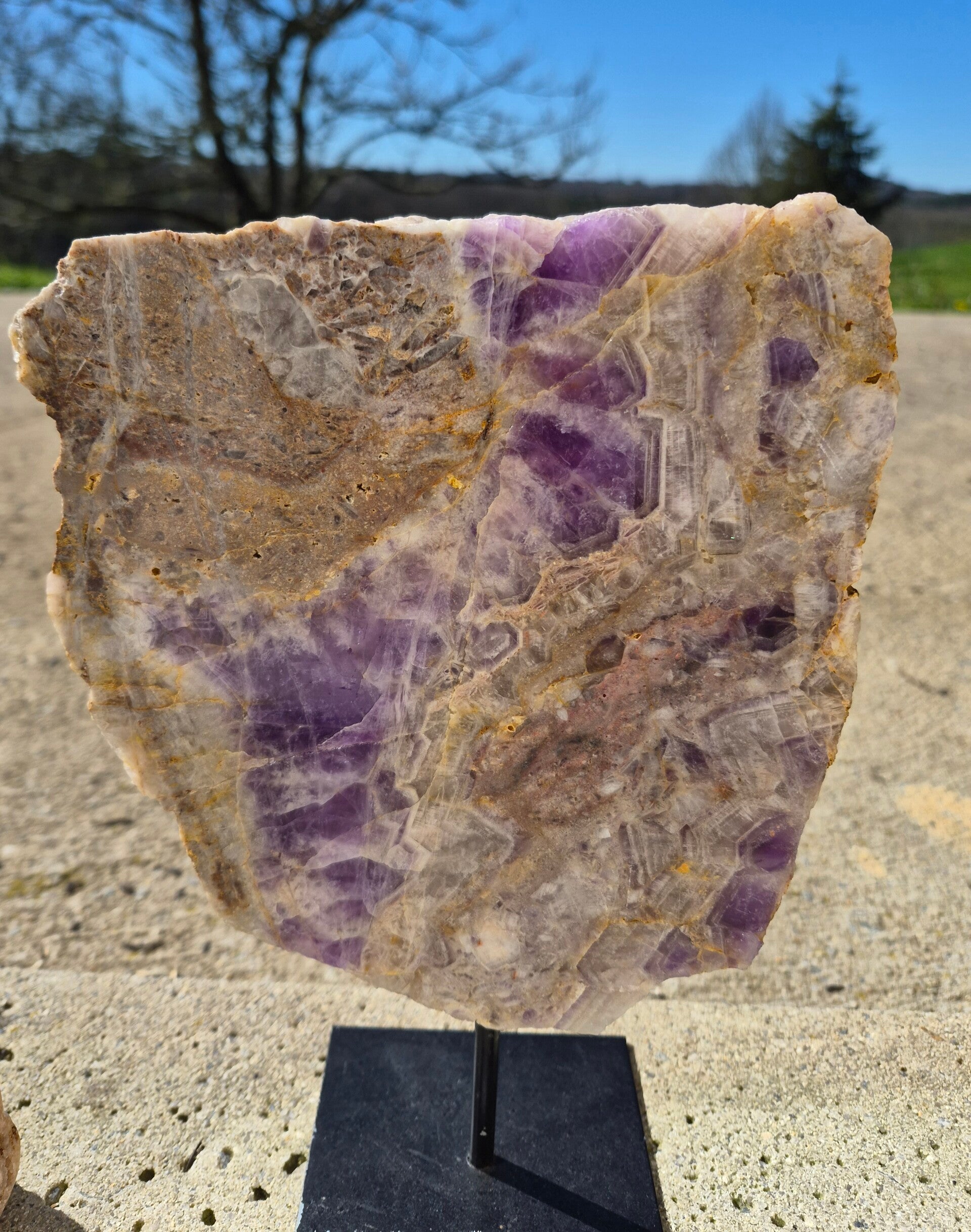 Améthyste rose sur pied