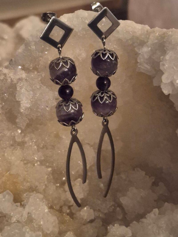 Boucle d’oreille en améthyste chevron