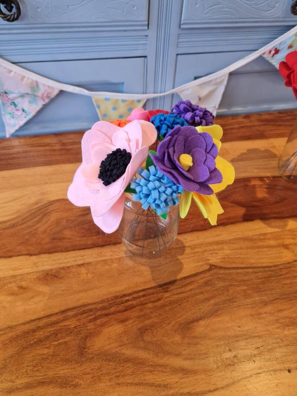 Handmade Felt Flowers: Option 14