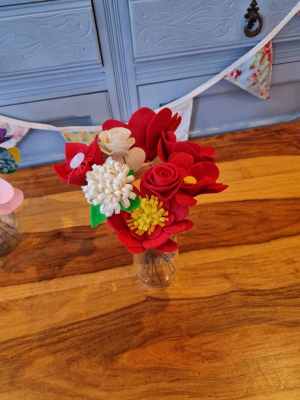 Handmade Felt Flowers: Option 15