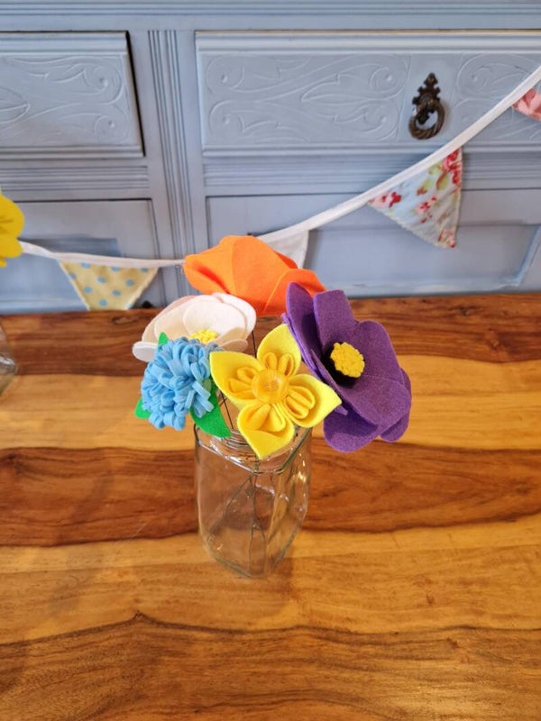Handmade Felt Flowers: Option 6