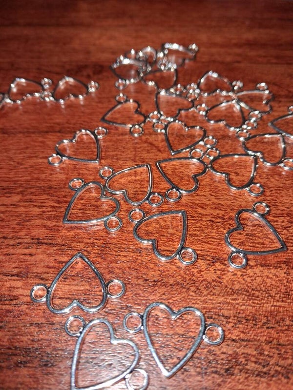 Open Heart Small Charm, Silver x 25 pack