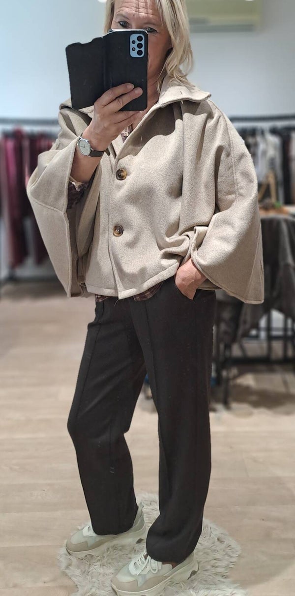 capevestje JW ecru/beige
