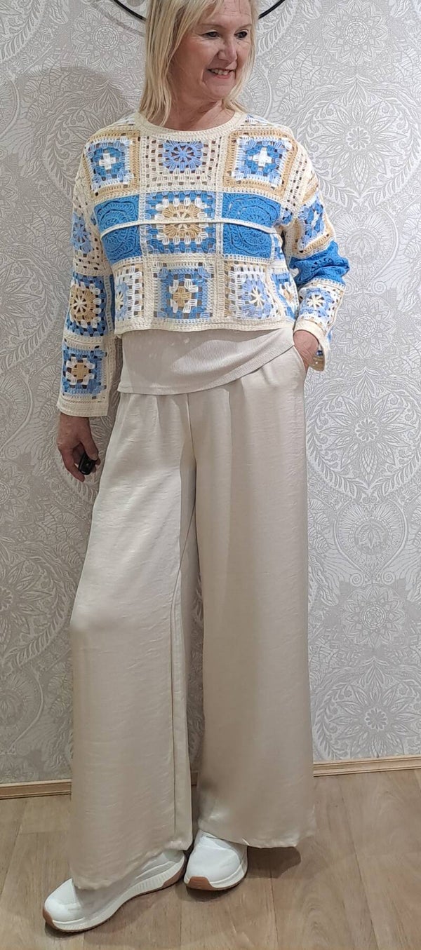 pulletje Terra di Siena gehaakt blauw