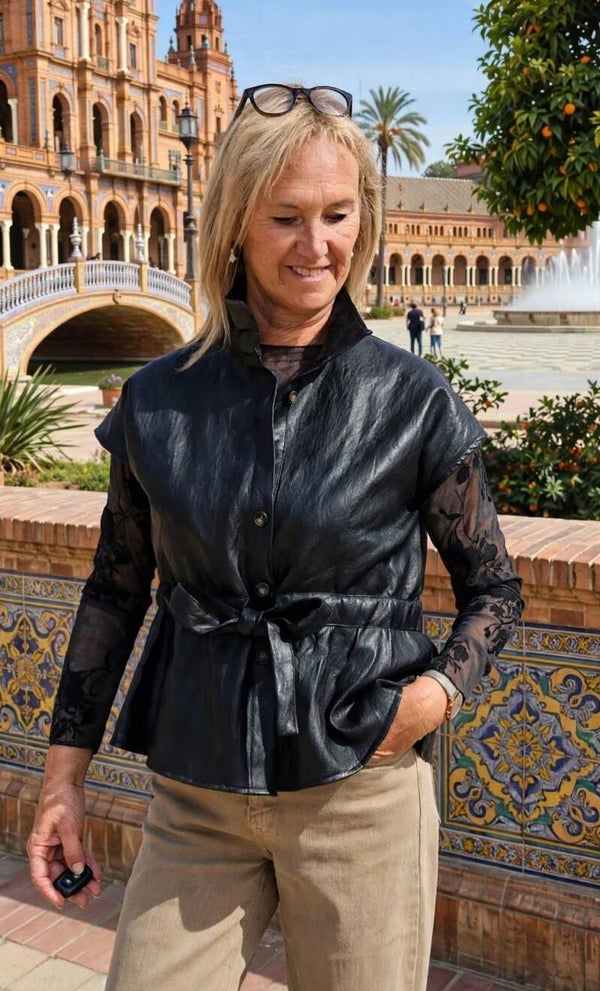 gilet leatherlook Terra di Siena zwart