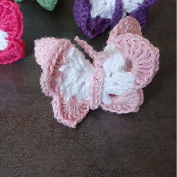 Schmetterlinge gehäkelt