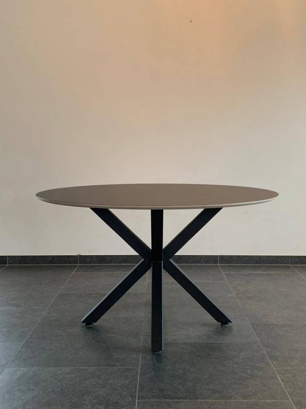 eettafel rond 3D fenix