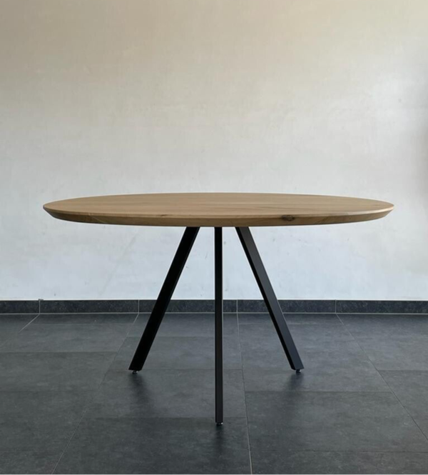 ronde eettafel Odile 3 poten