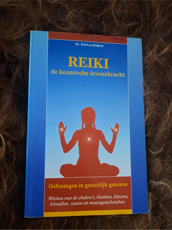 Boek - Reiki de kosmische levenskracht