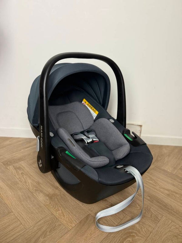 Maxi Cosi 360 Pro Car seat