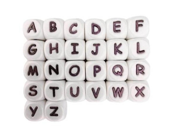 Siliconen letterkralen wit met zwart  12 mm