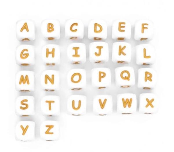 Siliconen letterkralen wit met goud  12 mm