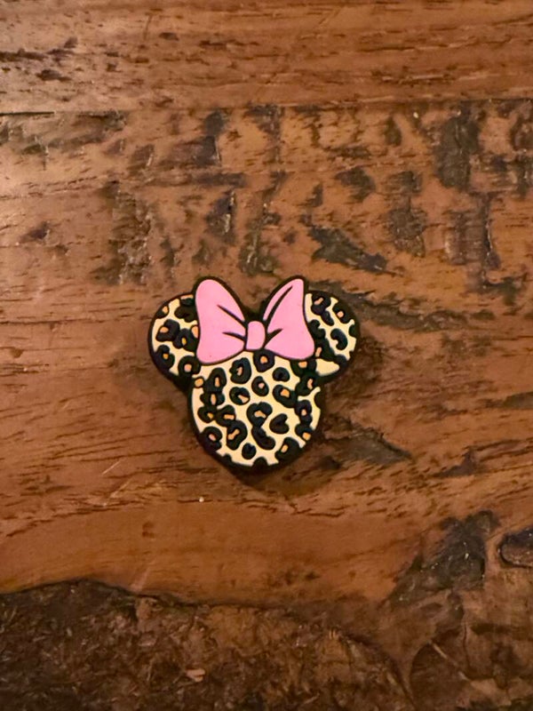 Mini leopard topper