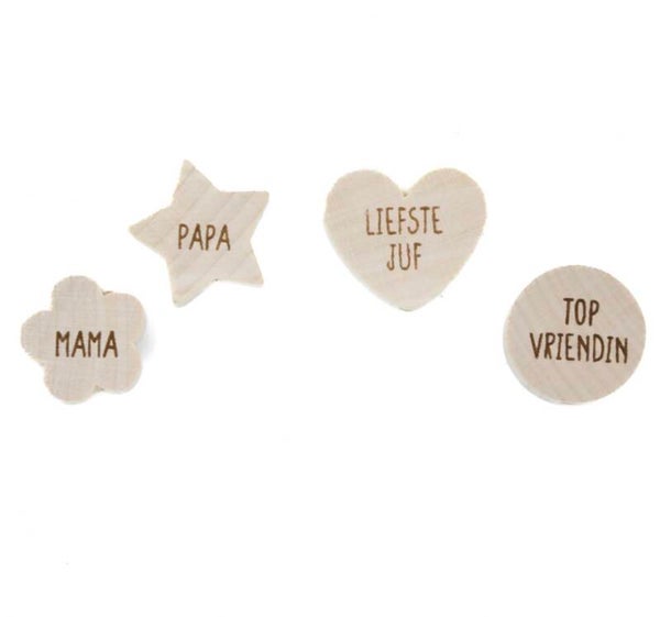 Houten Ster met gravure naar keuze