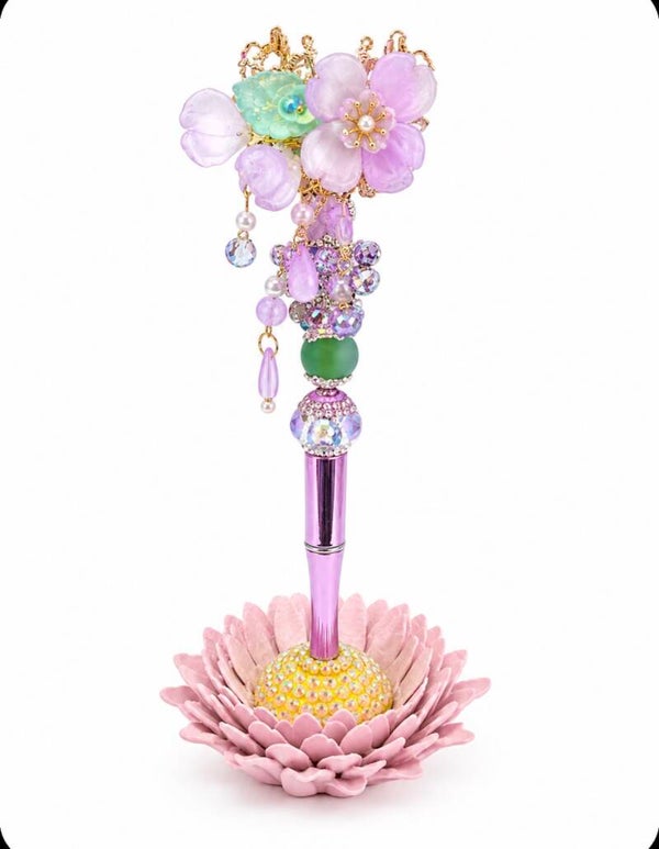 Royal Blossom Glam Pen 👑🌸✨