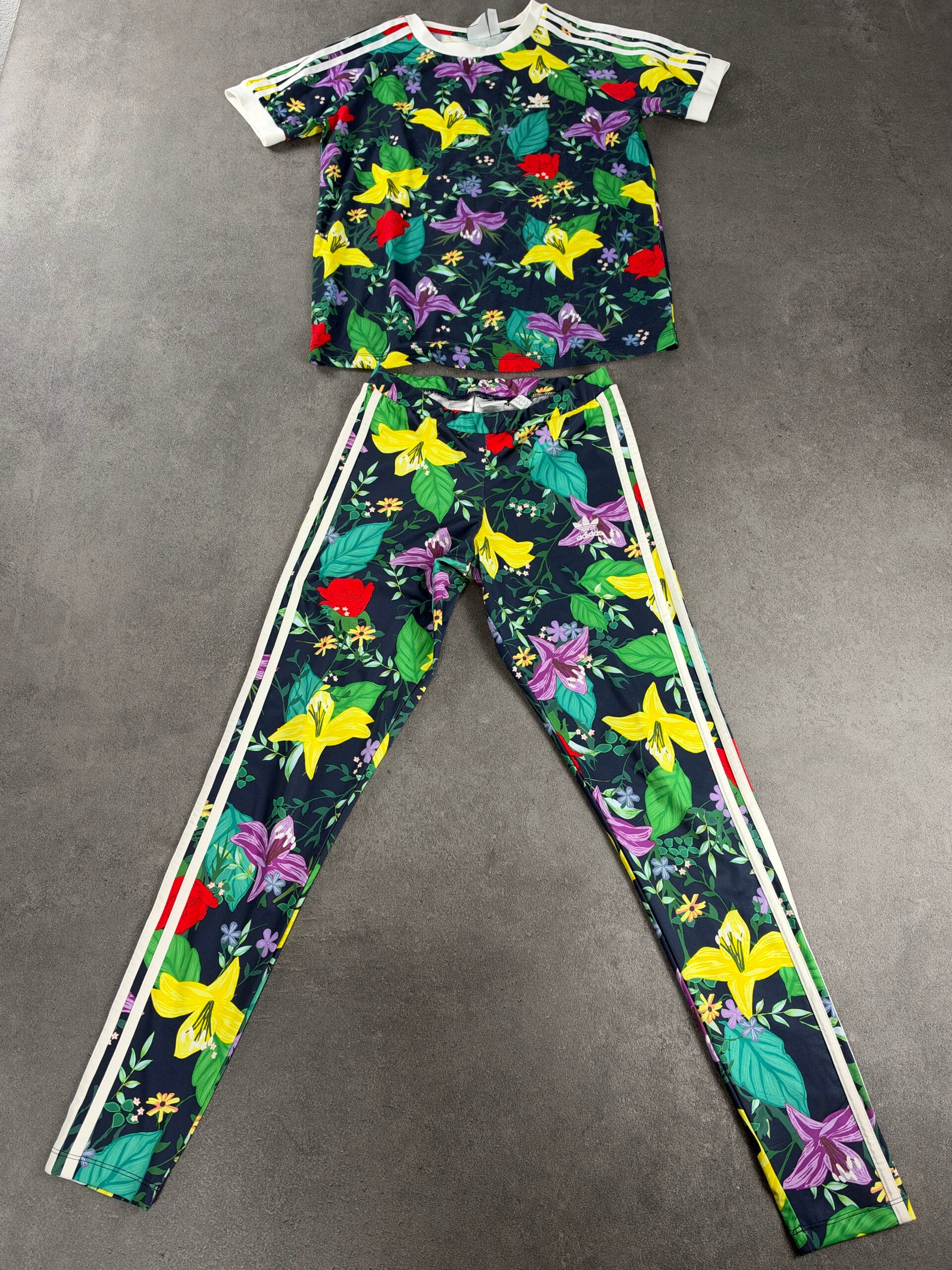 Adidas Originals Blossom of Life Floral Set – T-Shirt & Leggings – Navy / Multicolor – Damen 36 – 2018
