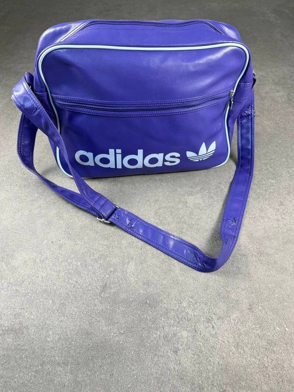 Adidas Originals Adicolor Airline Bag / Airliner Bag Lila / Flieder mit hellblauem Piping One Size (ca. 2010)