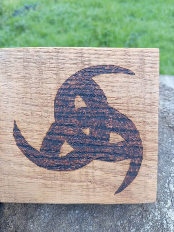 Pisapapeles Anillo Celta