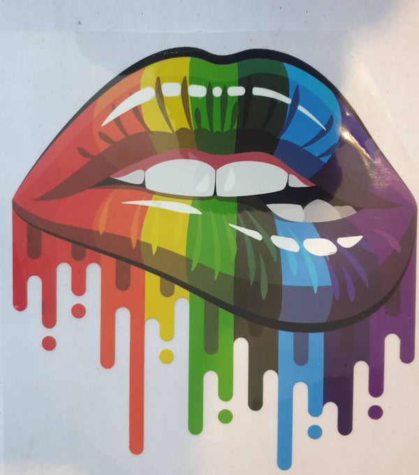 Red geel green  lips