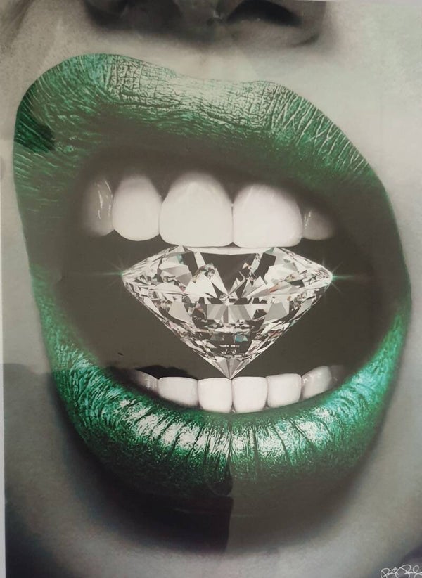 Mond diamand Green