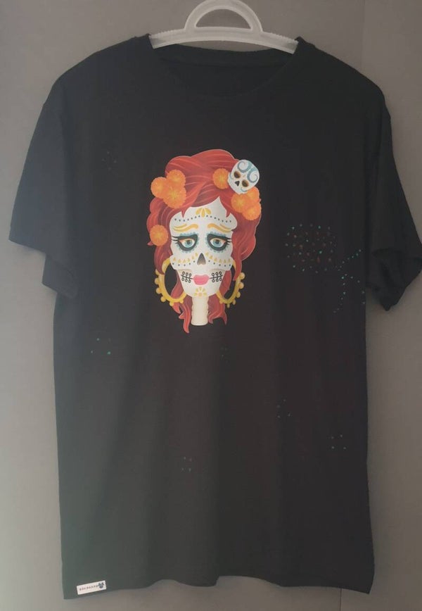 T SHIRT