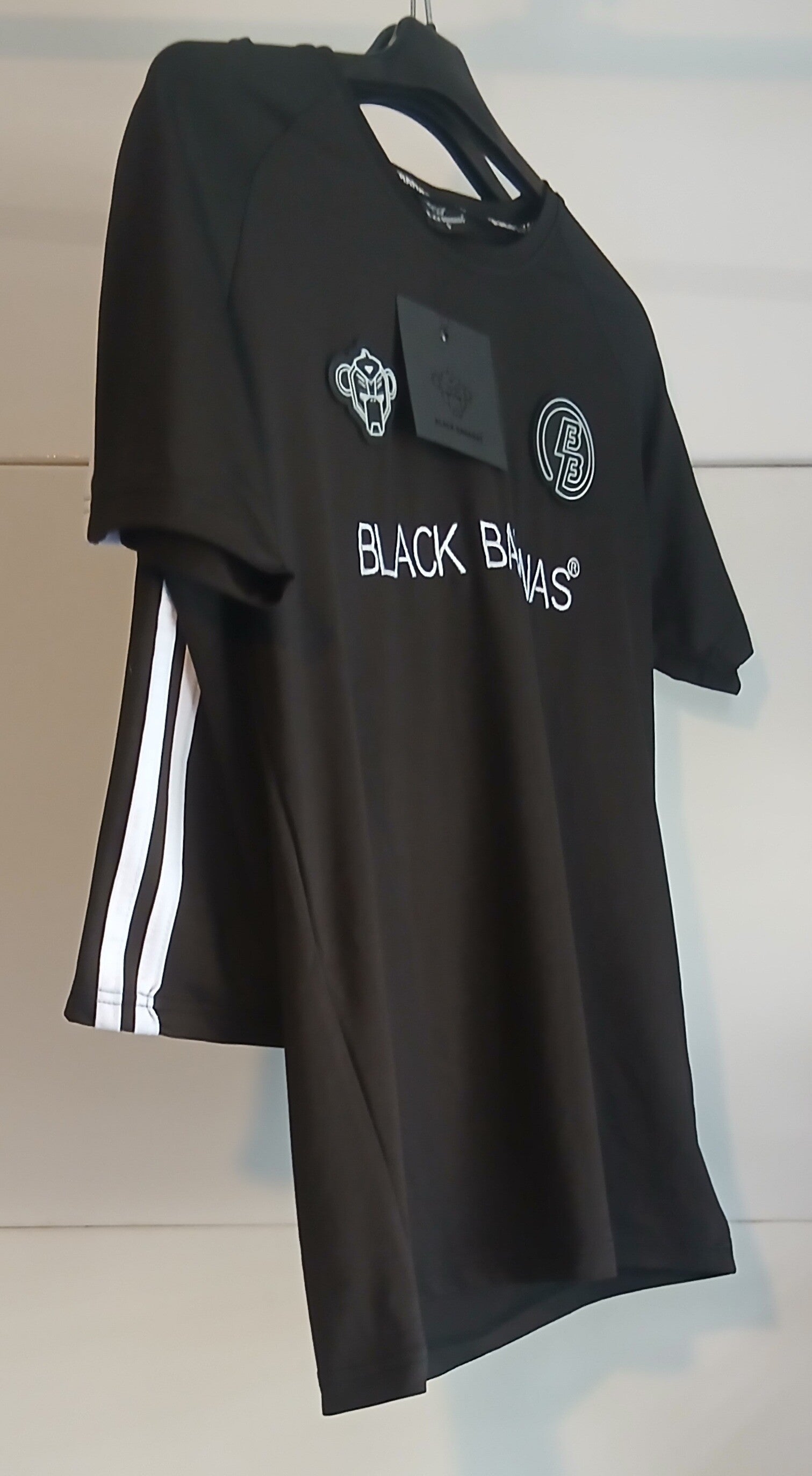 BLACK BANANA