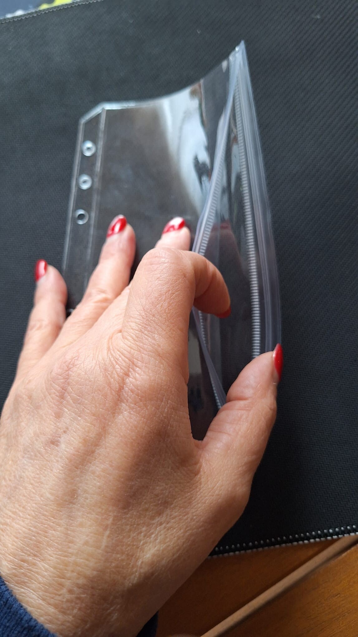 BUSTINA IN PVC -  "B" chiusura a pressione - una tasca sola