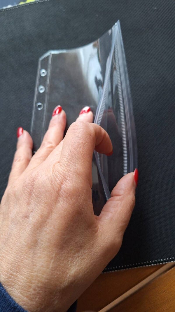 BUSTINA IN PVC -  "B" chiusura a pressione - una tasca sola