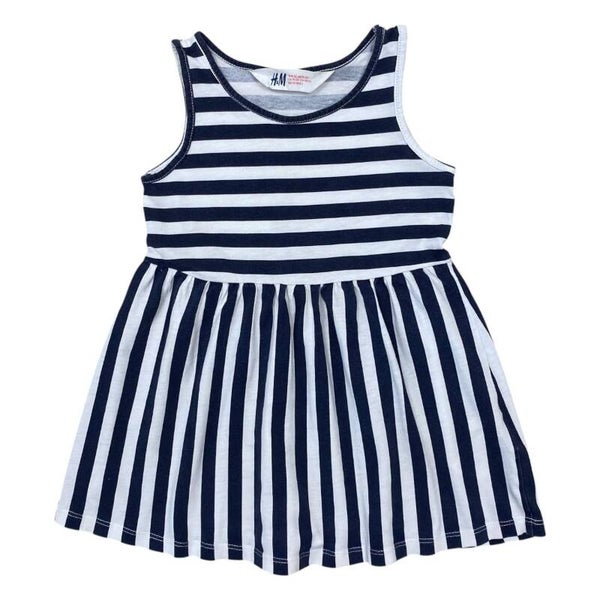 Ärmelloses Kleid - Größe 92