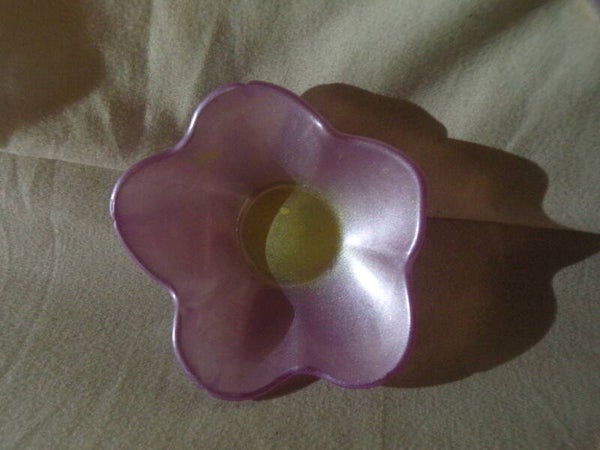 minischaaltje bloem lavendel met gouden hart