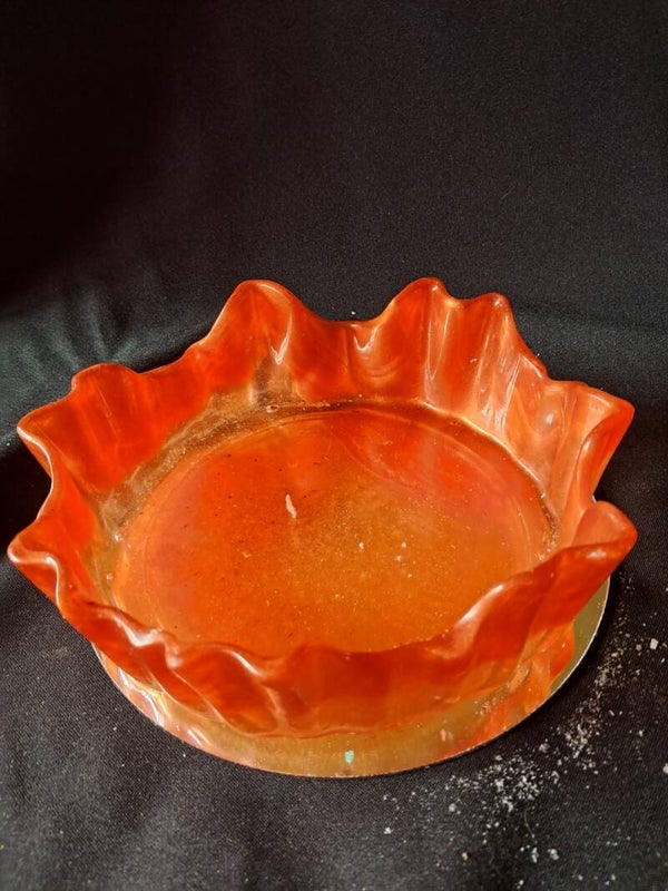 schaal in unieke vorm brons